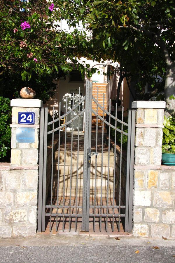 Mm Kovacevic Apartments Petrovac na moru Exterior foto