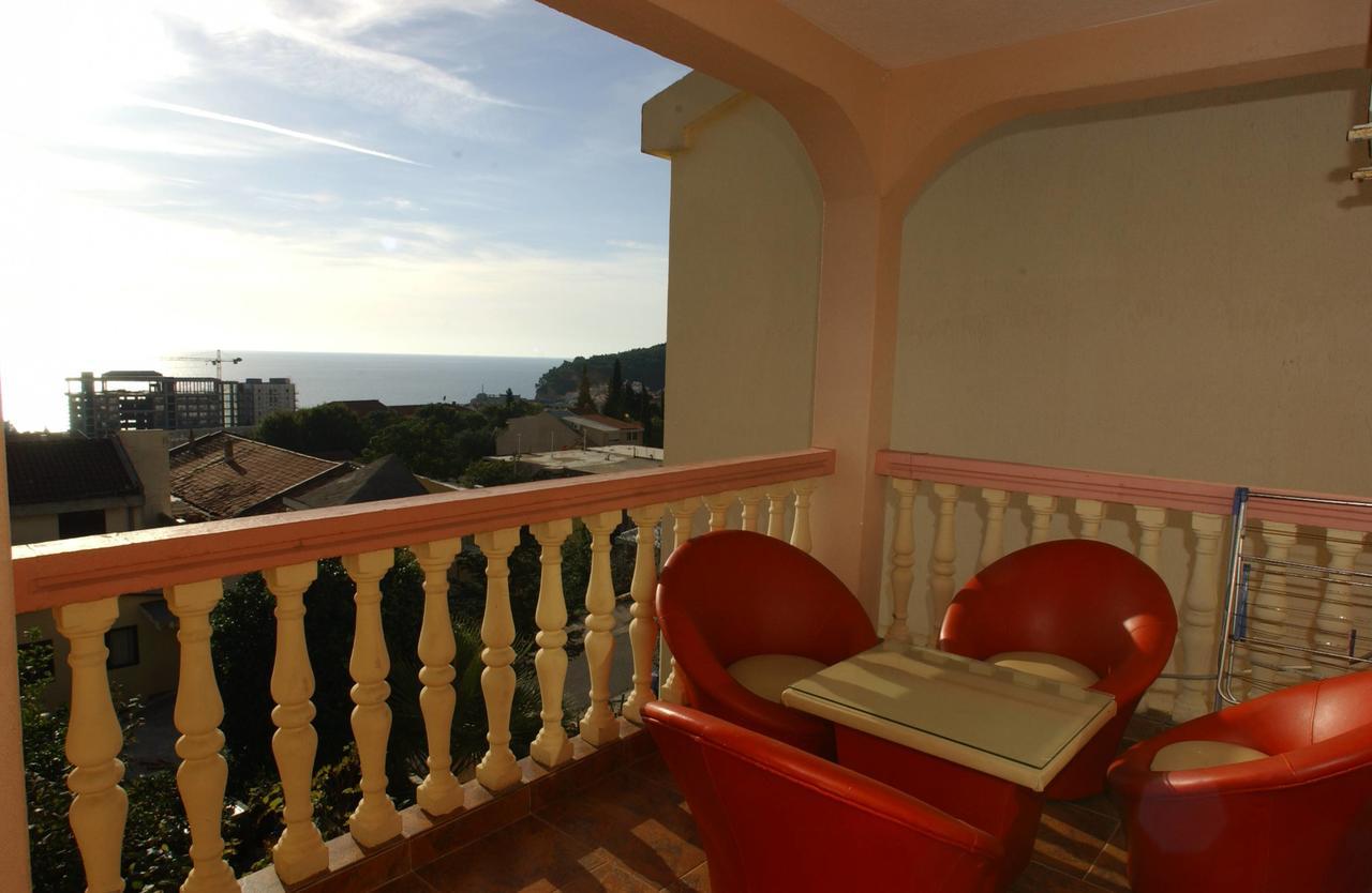 Mm Kovacevic Apartments Petrovac na moru Exterior foto