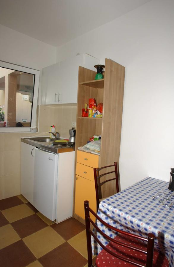 Mm Kovacevic Apartments Petrovac na moru Exterior foto