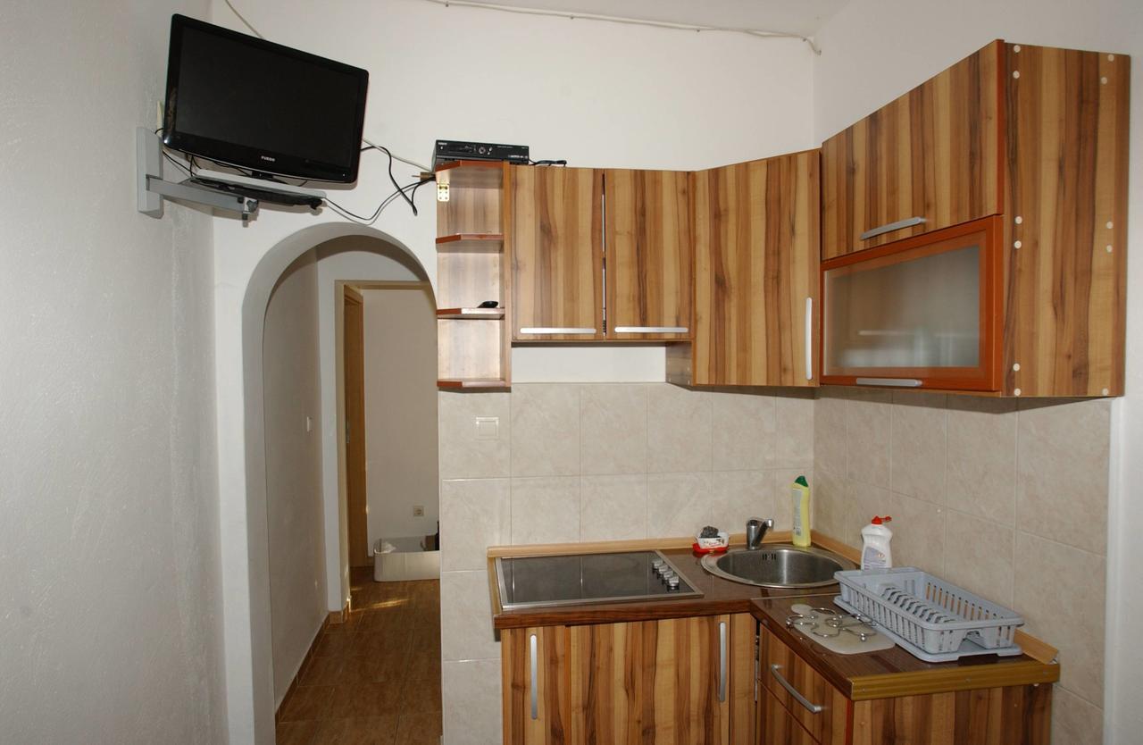 Mm Kovacevic Apartments Petrovac na moru Exterior foto