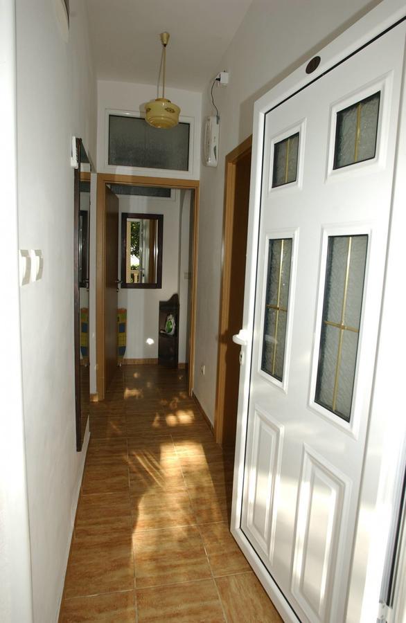 Mm Kovacevic Apartments Petrovac na moru Exterior foto