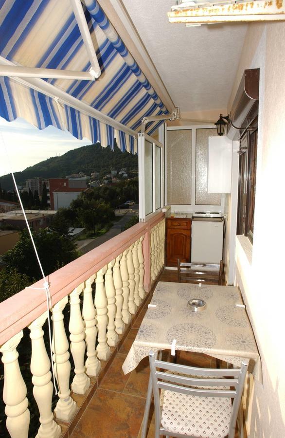 Mm Kovacevic Apartments Petrovac na moru Exterior foto