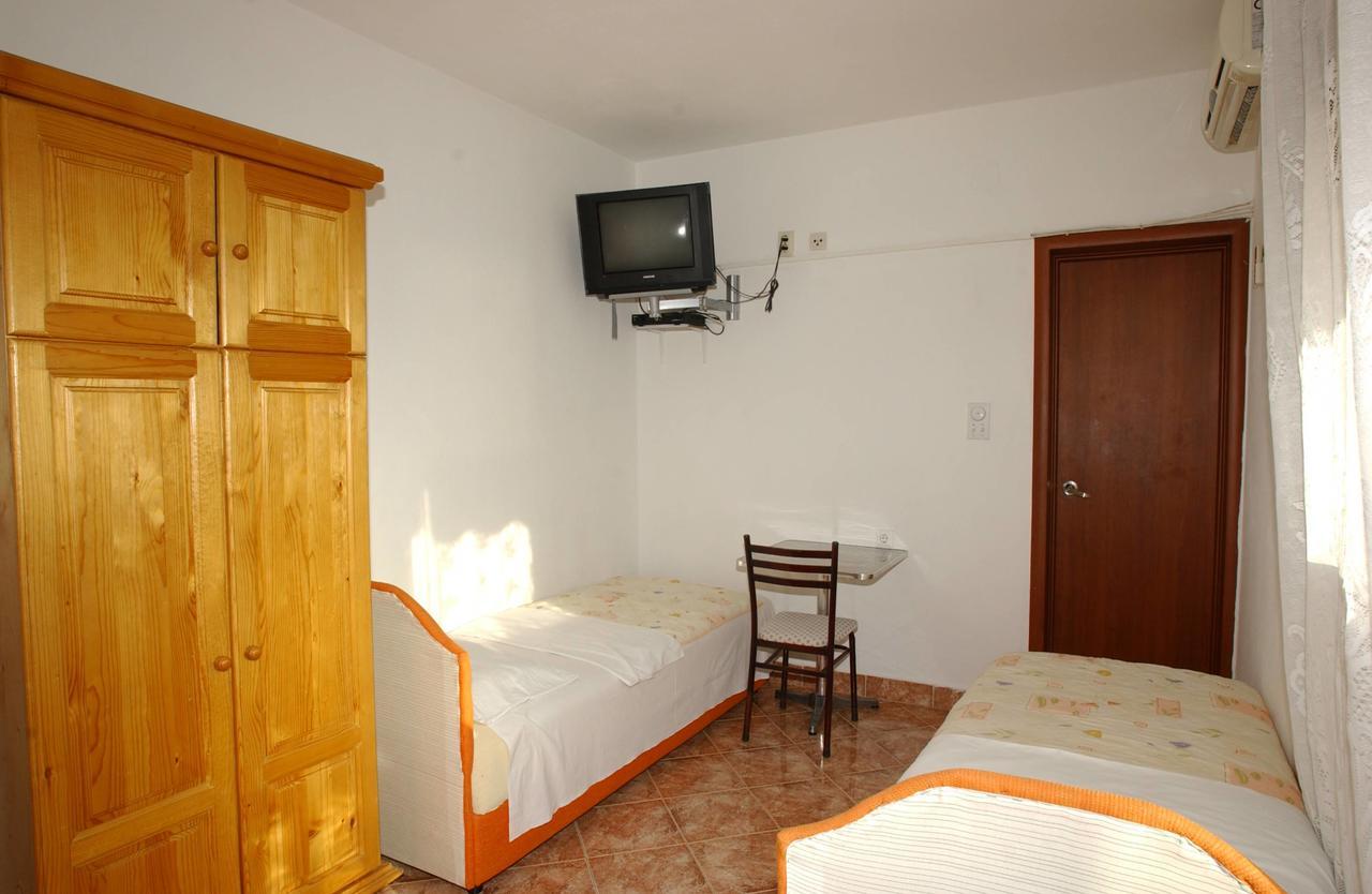 Mm Kovacevic Apartments Petrovac na moru Exterior foto
